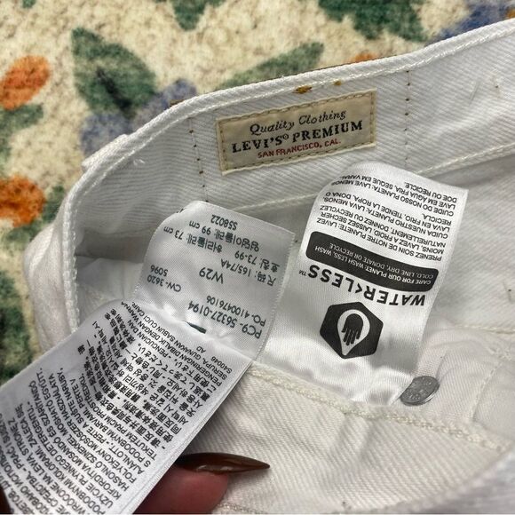 Levi’s 501 white high rise denim shorts size 29 Button Fly Premium - Picture 7 of 9